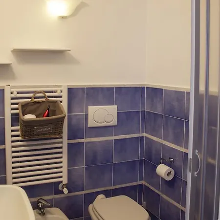 La Del Podesta Cinque Terre Manarola