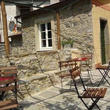 La Del Podesta Cinque Terre Bed and breakfast Manarola