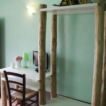 La Del Podesta Cinque Terre Bed and Breakfast 3*